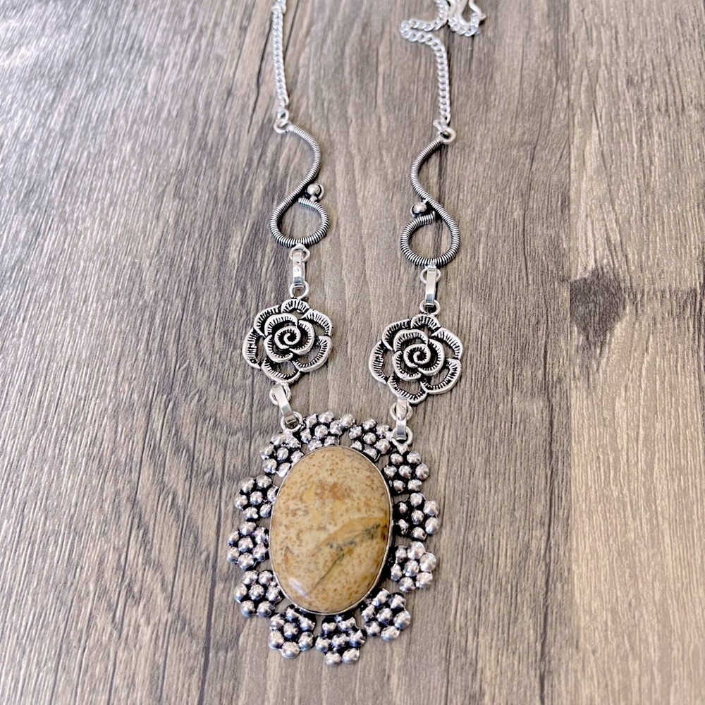 Picture Jasper Necklace - Picture 3 of 3